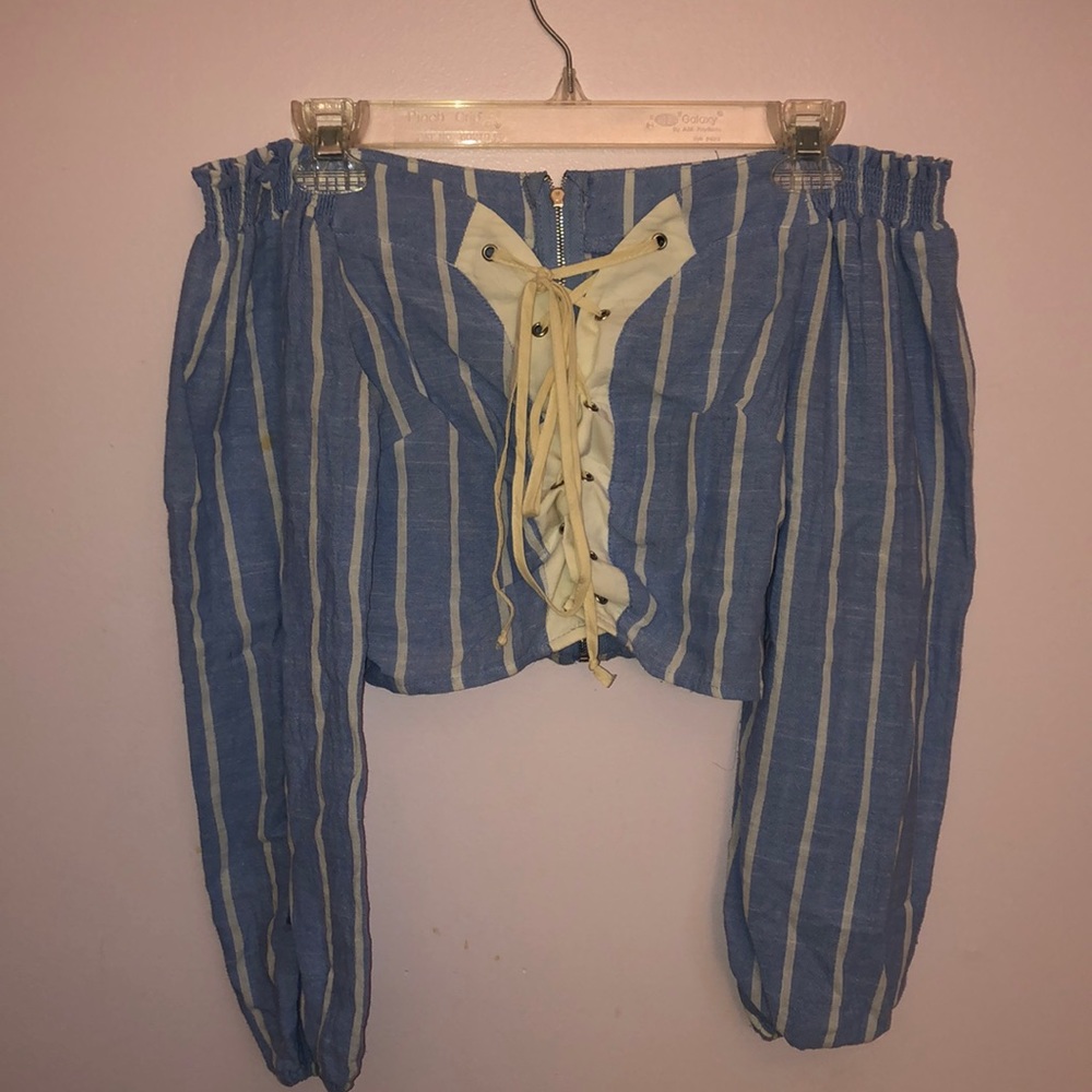 Crop top